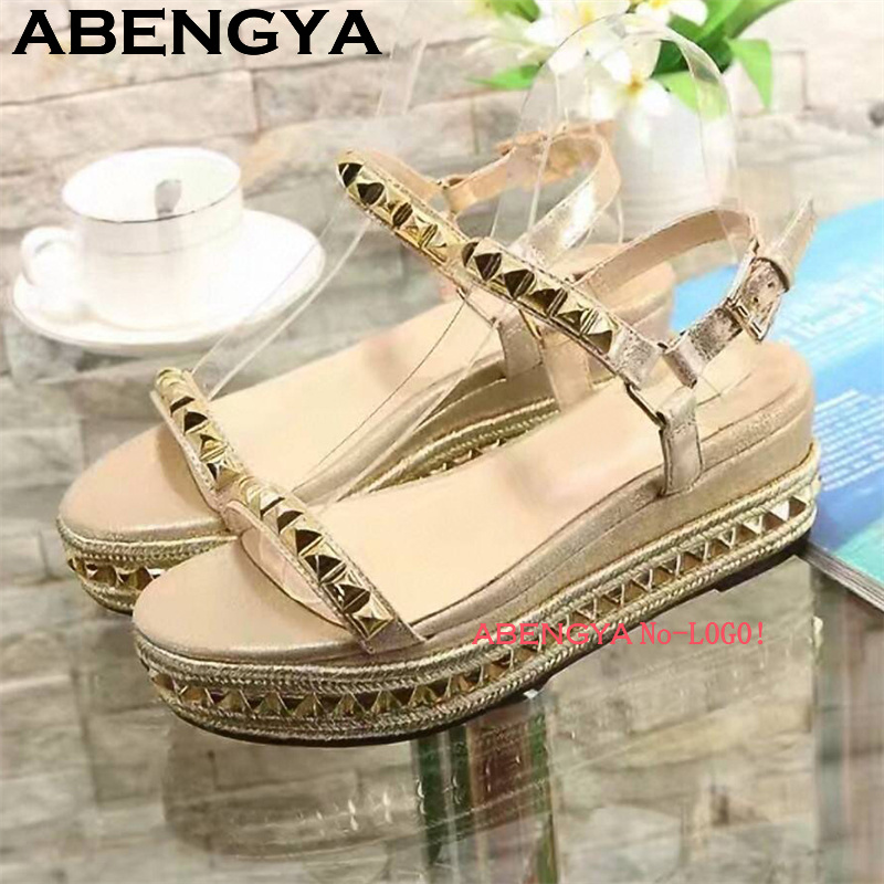 Classic Fashion Thick Sole Pla - đánh giá và giá Leather Classic Strap